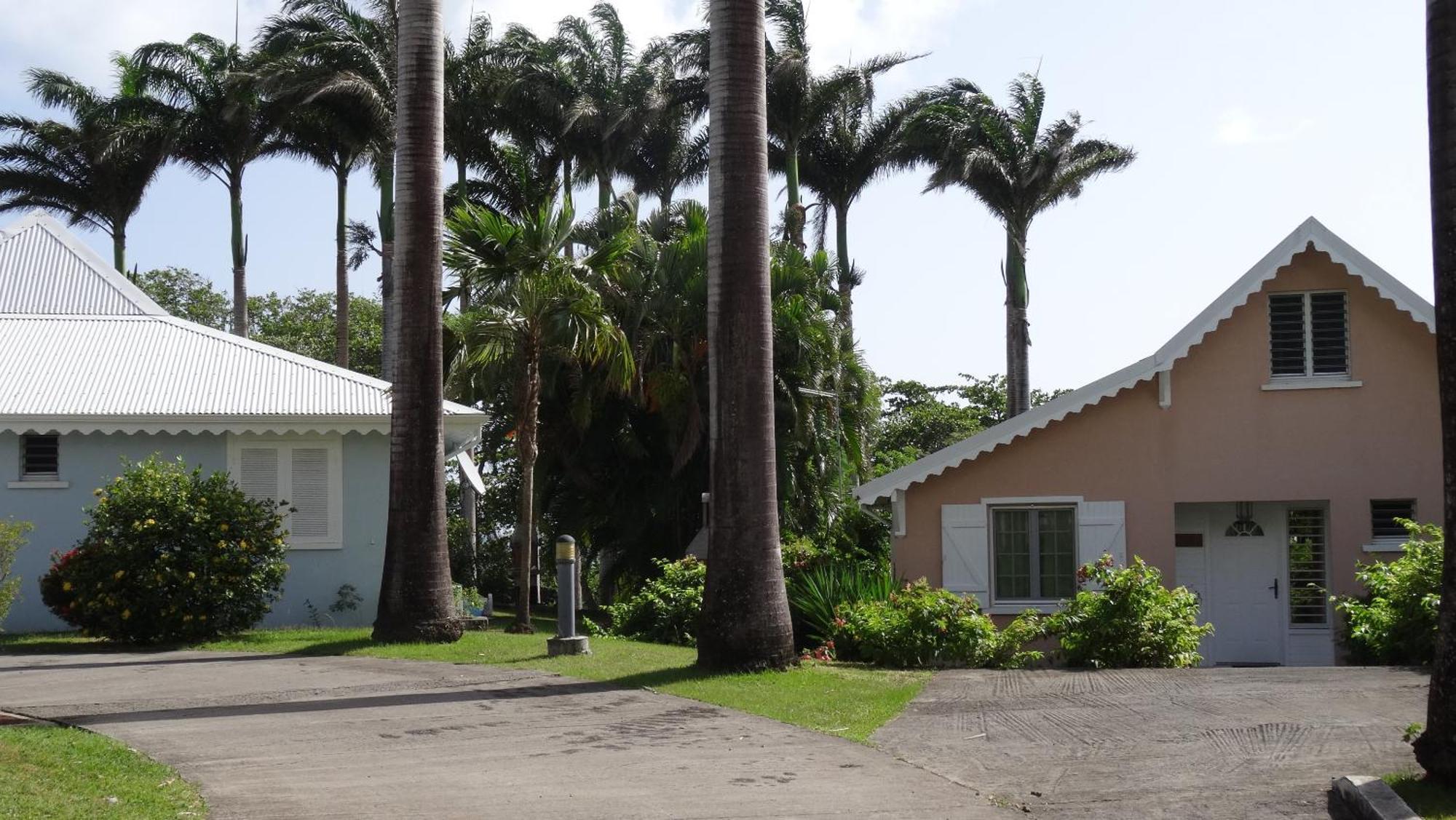 Holidays Guadeloupe Plessis-Nogent Exteriör bild